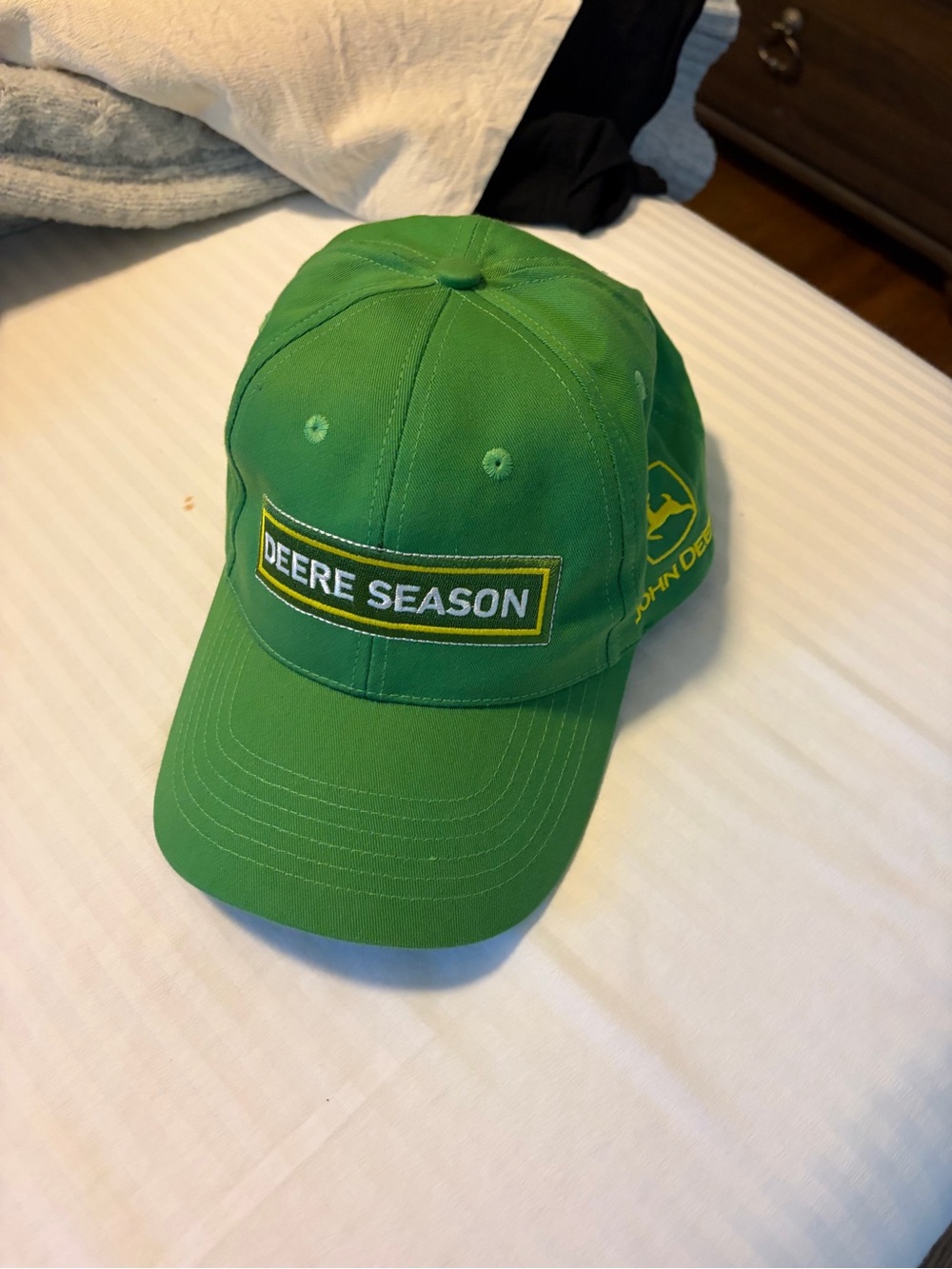 NWOT John Deere 'Deere Season' Green Baseball Cap